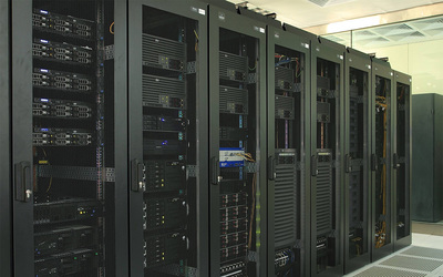 機(jī)房建設(shè)在計(jì)算機(jī)系統(tǒng)服務(wù)中的作用與關(guān)鍵要素